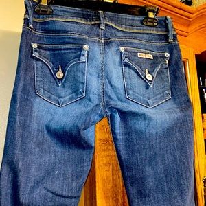 Hudson skinnies! Size 27. Like new condition